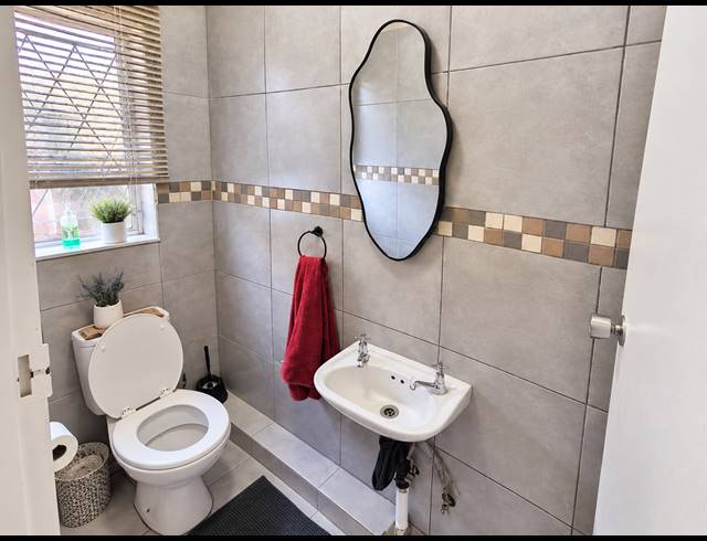 3.5 BEDROOM DUPLEX FOR SALE IN BEYERS PARK
